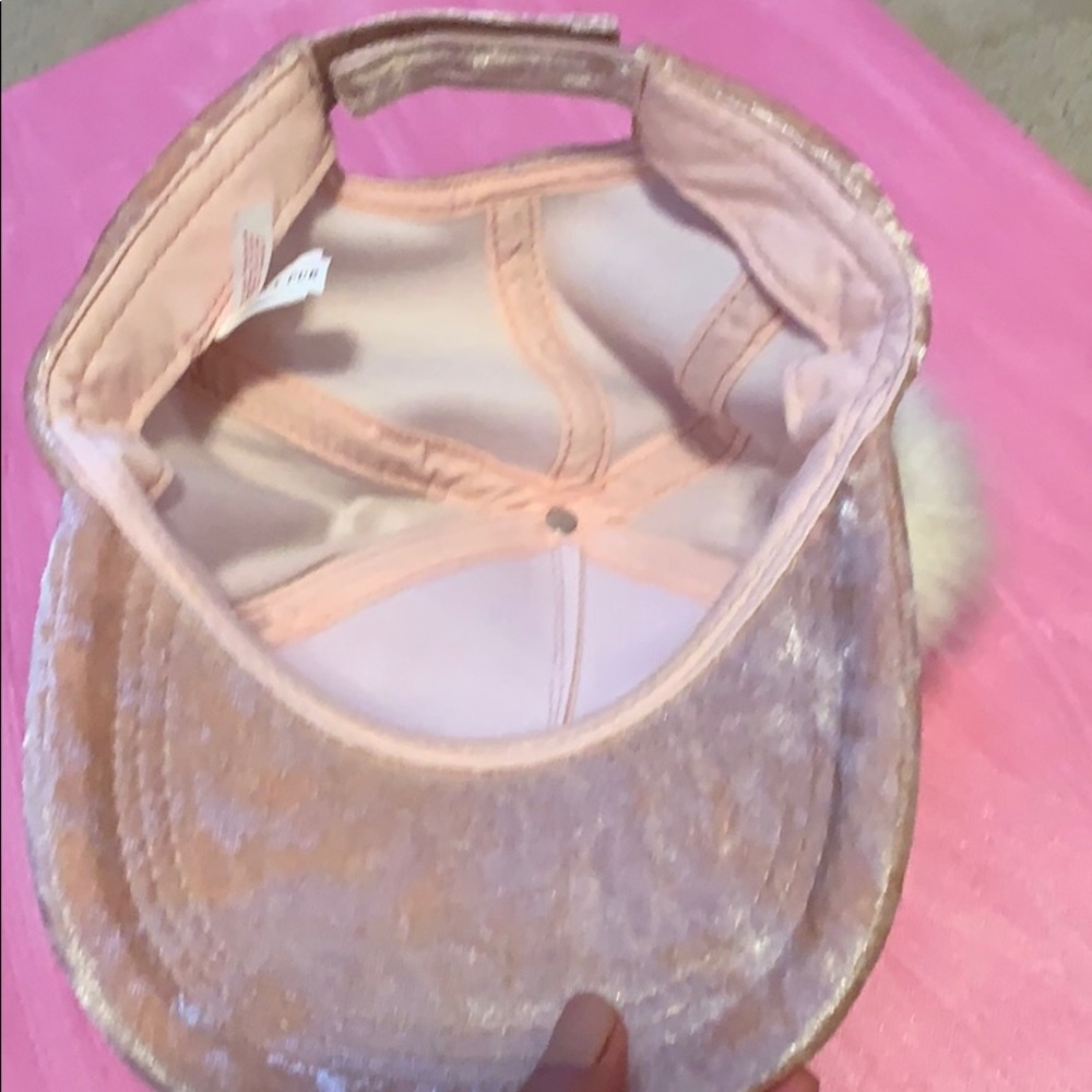Hat - Picture 5 of 5